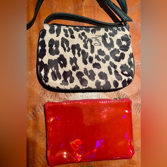 NWOT- Juicy Couture Evening Sequin Crossbody With Removable Zipper Pouch - Picture 4 of 7